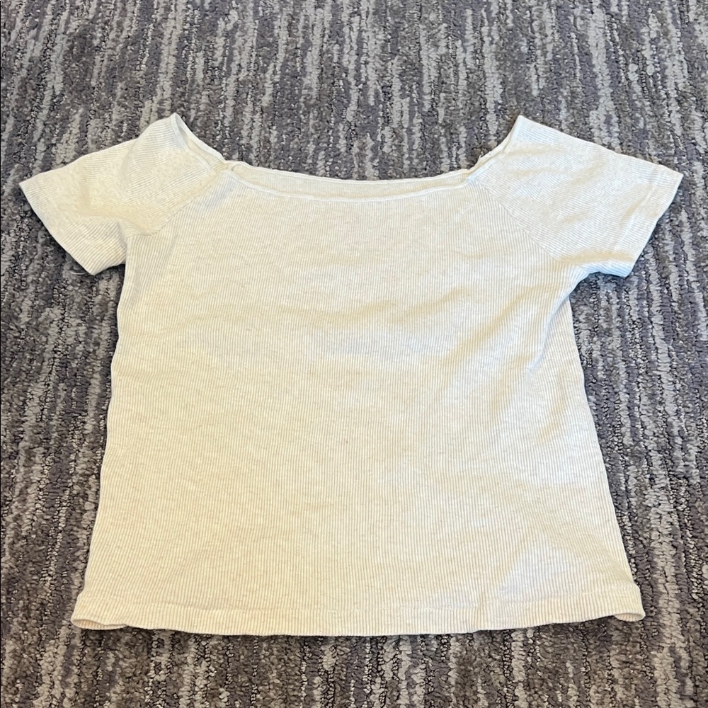 Brandy Melville Cream Short Sleeve Top